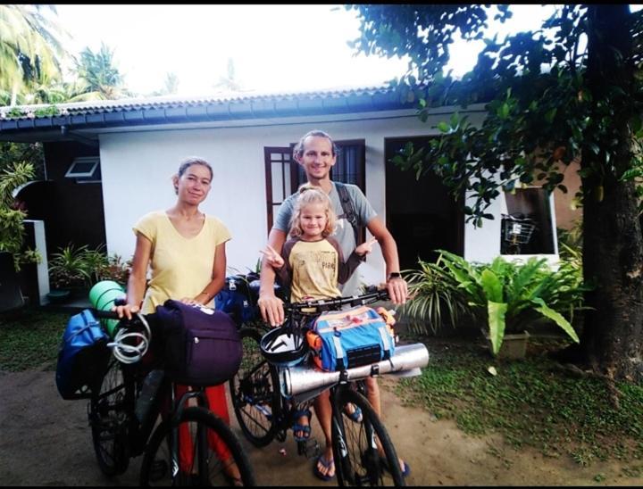 Arani Homestay Polonnaruwa Exteriör bild