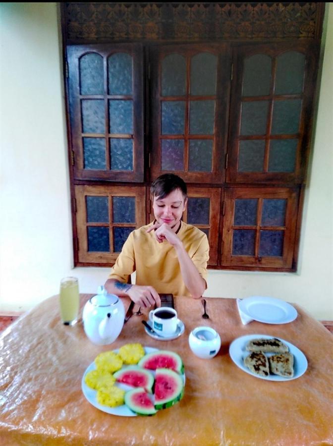Arani Homestay Polonnaruwa Exteriör bild