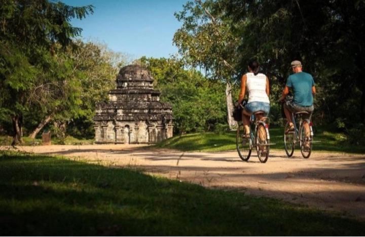 Arani Homestay Polonnaruwa Exteriör bild