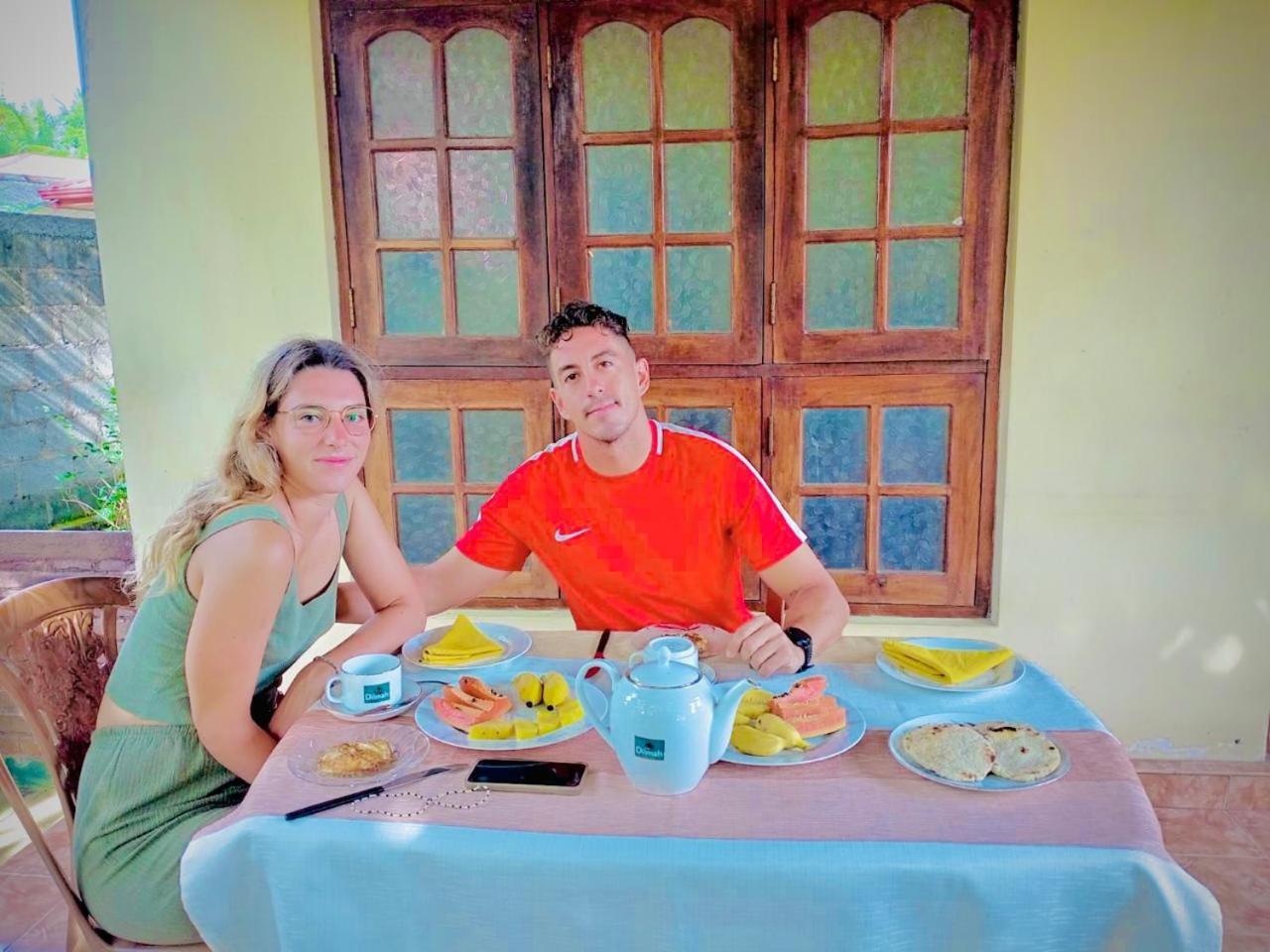Arani Homestay Polonnaruwa Exteriör bild