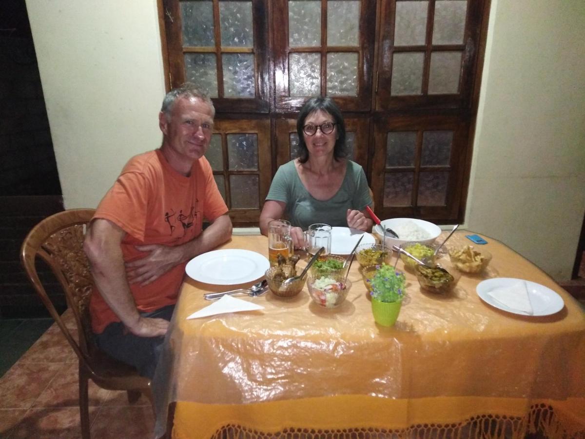 Arani Homestay Polonnaruwa Exteriör bild